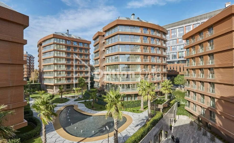 Apartment Complex near Bosphorus